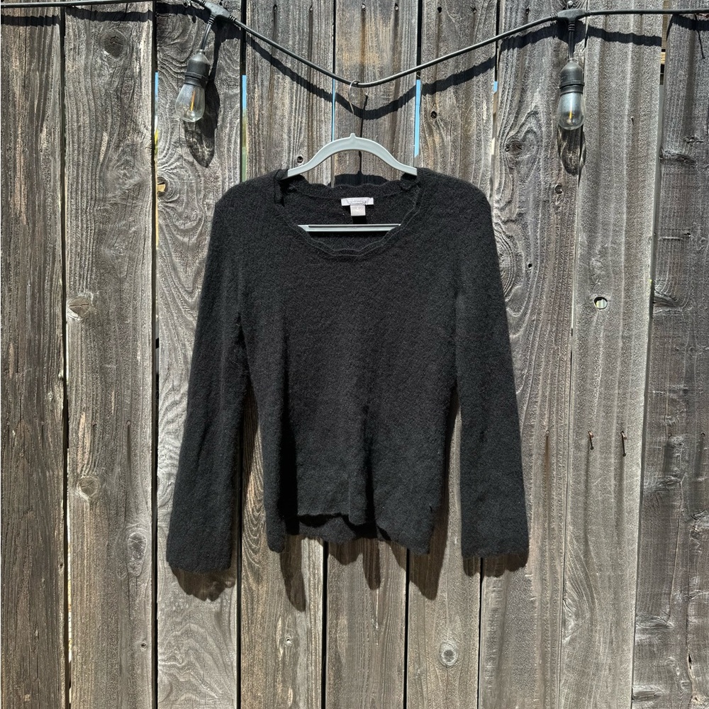 Ann Taylor Black 100% Cashmere Scalloped Scoop Neck Long Sleeve Sweater Medium